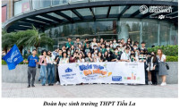 Học sinh Tiểu La tham gia trải nghiệm môi trường học tập tại trường Đại học Greenwich