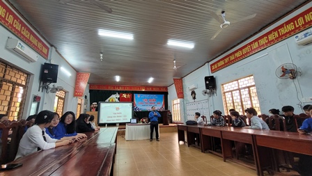 Tập huấn công tác Đoàn - Hội năm học 2024-2025