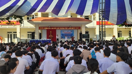 Tuyên truyền kiến thức, kỹ năng tham gia giao thông an toàn và các quy định mới của Luật trật tự, an toàn giao thông đường bộ