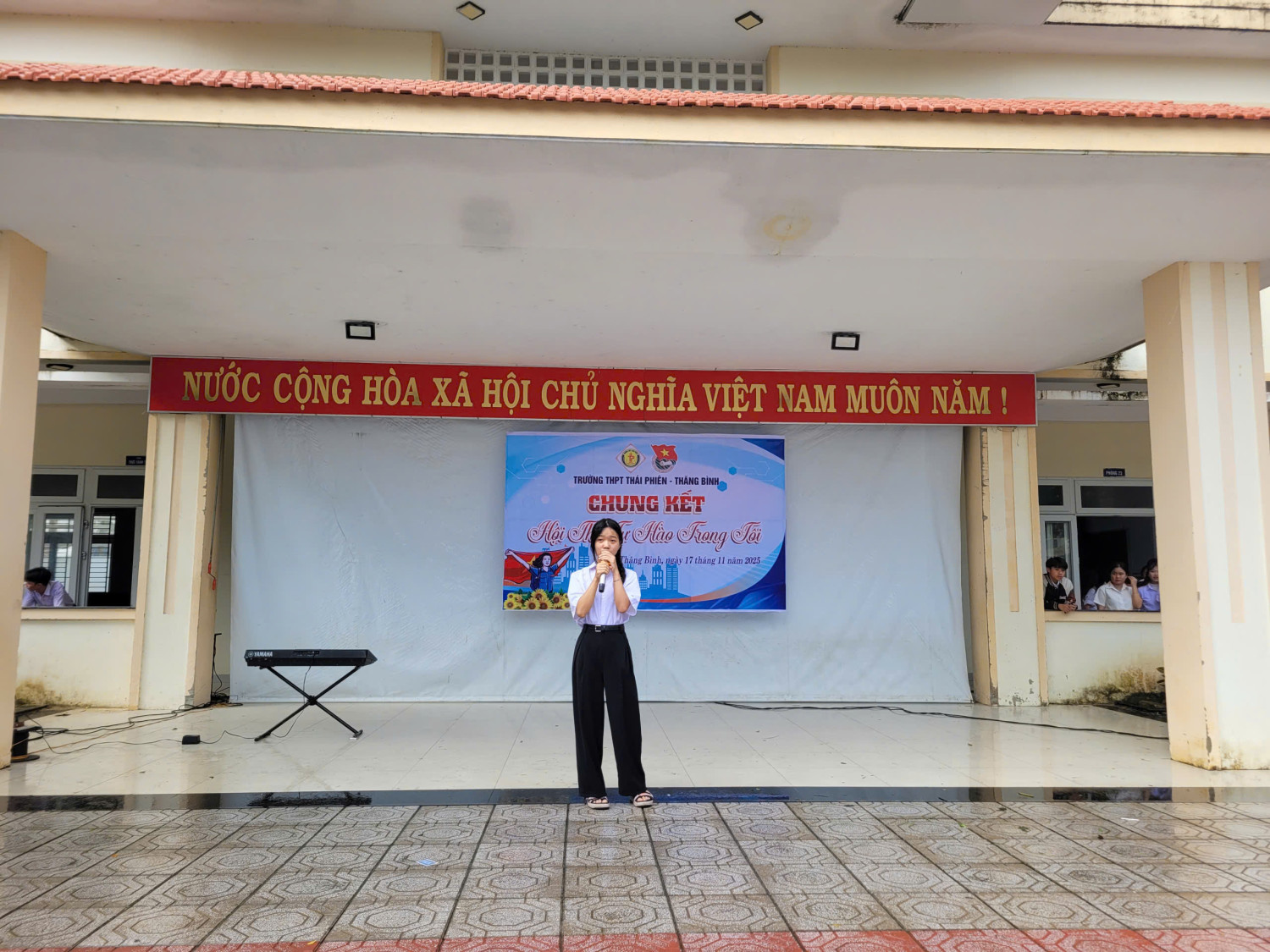 tu hao trong toi (3)