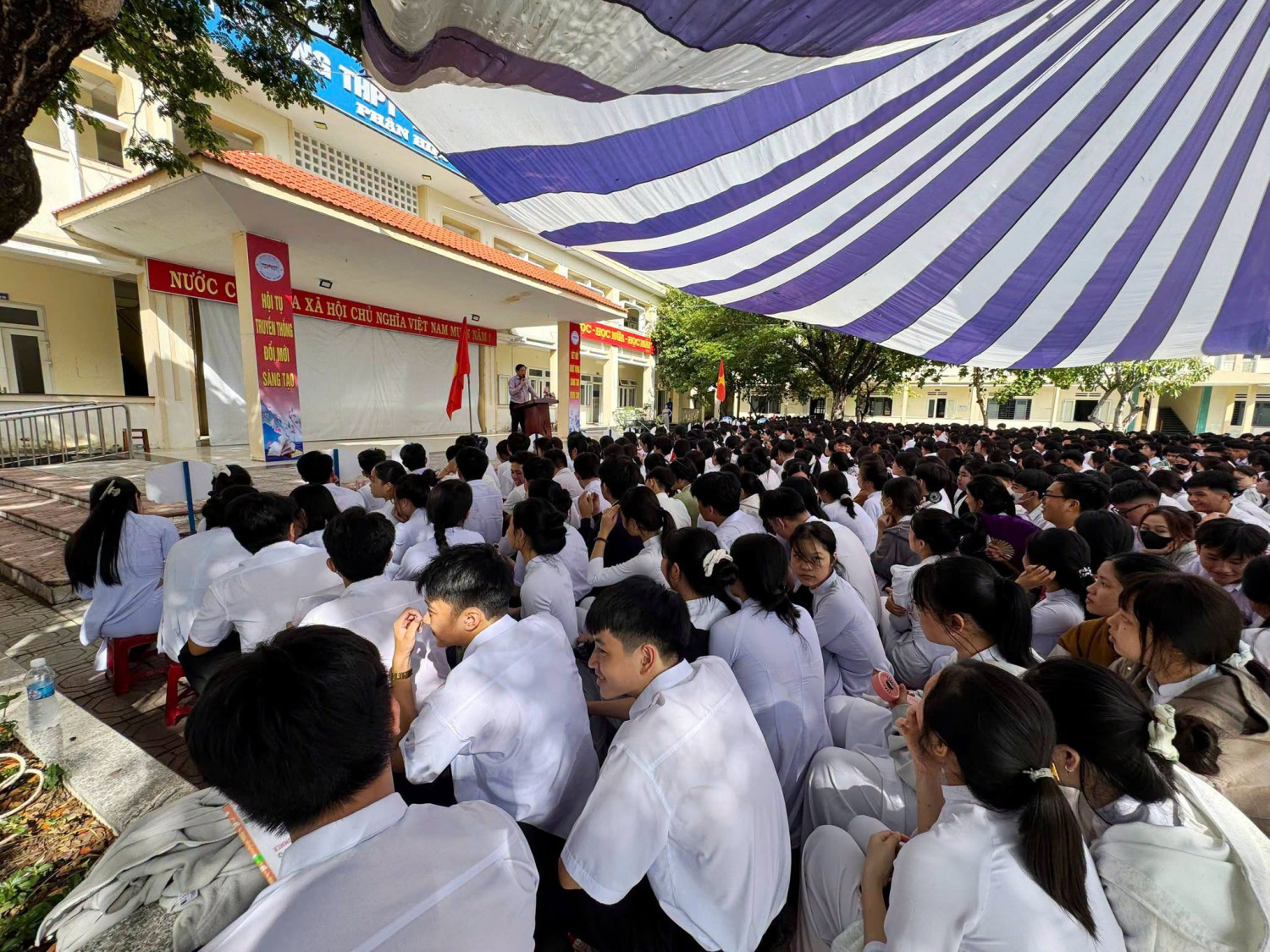 CHÀO CỜ ĐẦU NĂM HỌC MỚI – KHỞI ĐẦU MỘT HÀNH TRÌNH MỚI – ảnh 11