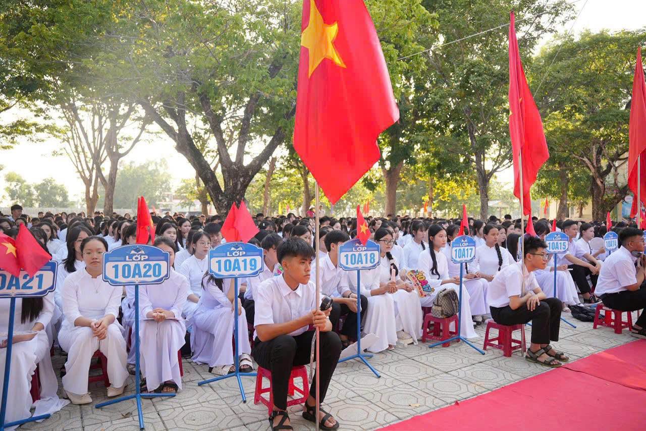 TRƯỜNG THPT TIỂU LA KHAI GIẢNG NĂM HỌC 2026 – 2027 – CHUNG MỘT MÁI TRƯỜNG, CÙNG MỘT KHÁT VỌNG – ảnh 22