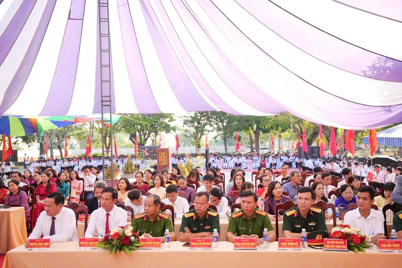 TRƯỜNG THPT TIỂU LA KHAI GIẢNG NĂM HỌC 2026 – 2027 – CHUNG MỘT MÁI TRƯỜNG, CÙNG MỘT KHÁT VỌNG – ảnh 3