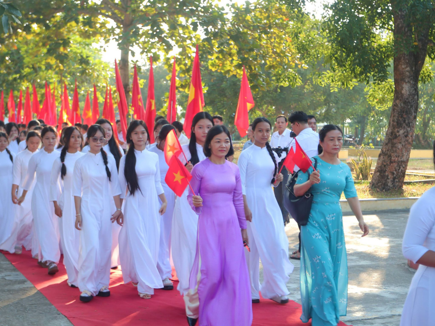 TRƯỜNG THPT TIỂU LA KHAI GIẢNG NĂM HỌC 2026 – 2027 – CHUNG MỘT MÁI TRƯỜNG, CÙNG MỘT KHÁT VỌNG – ảnh 17