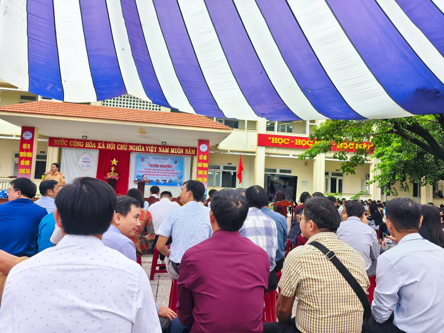 HƯỞNG ỨNG THÁNG AN TOÀN GIAO THÔNG NĂM HỌC 2026 – 2027 – ảnh 18