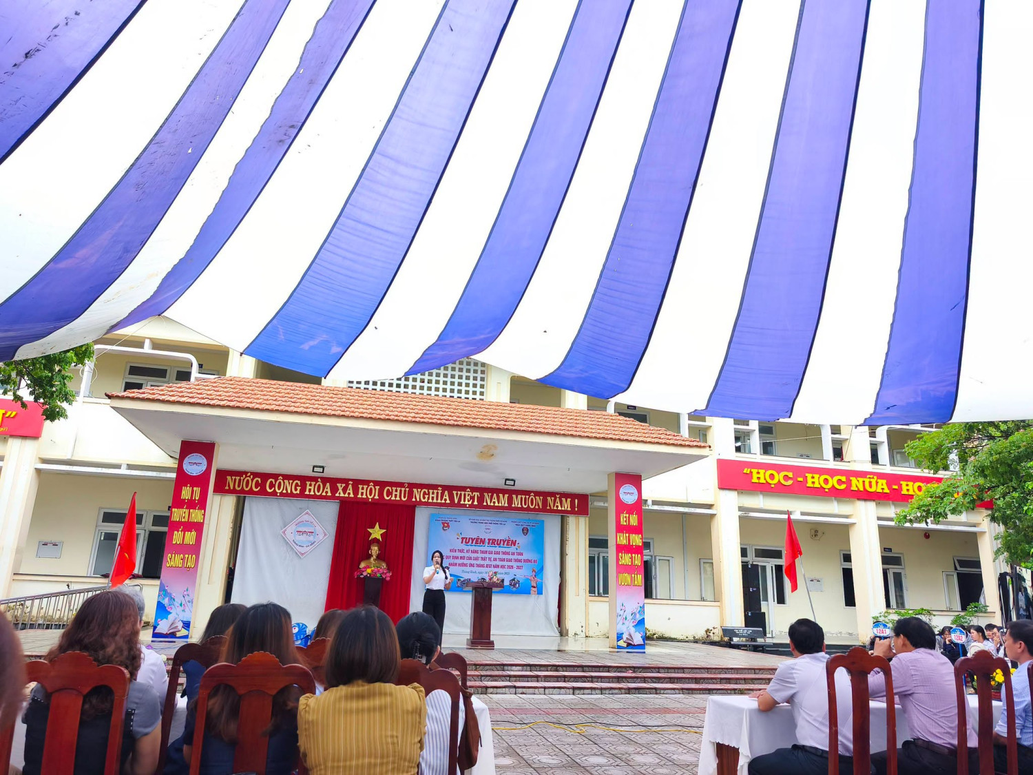 HƯỞNG ỨNG THÁNG AN TOÀN GIAO THÔNG NĂM HỌC 2026 – 2027 – ảnh 20