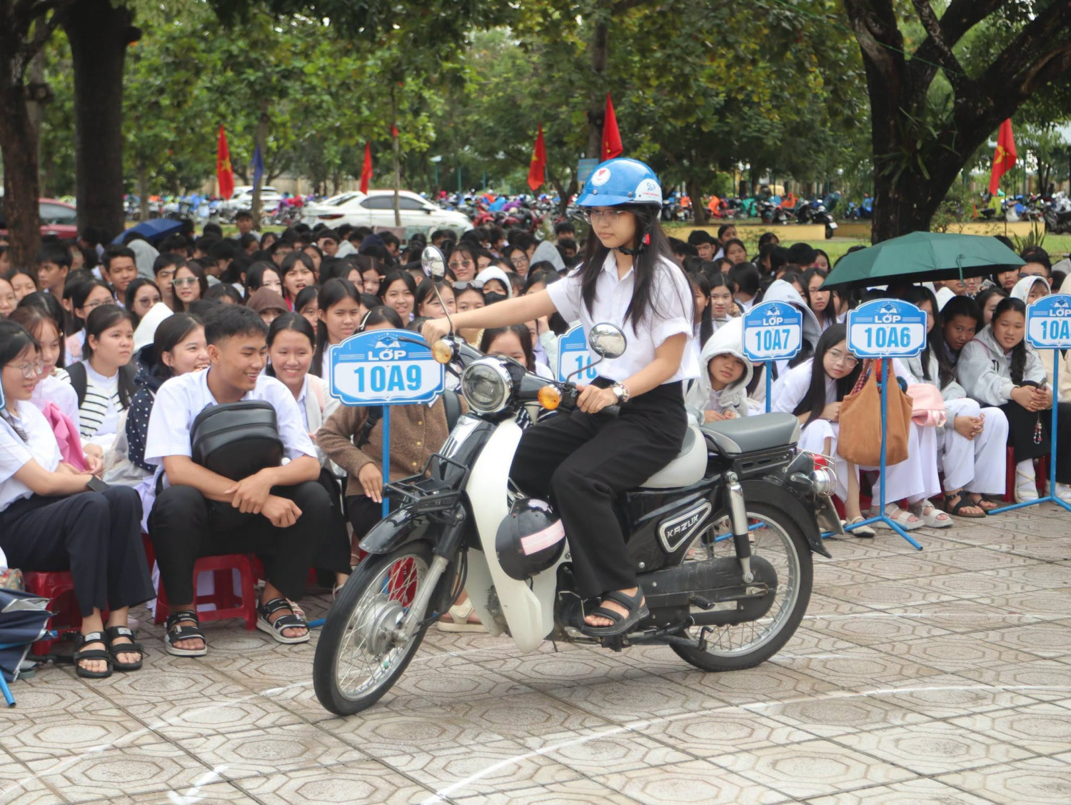 HƯỞNG ỨNG THÁNG AN TOÀN GIAO THÔNG NĂM HỌC 2026 – 2027 – ảnh 12