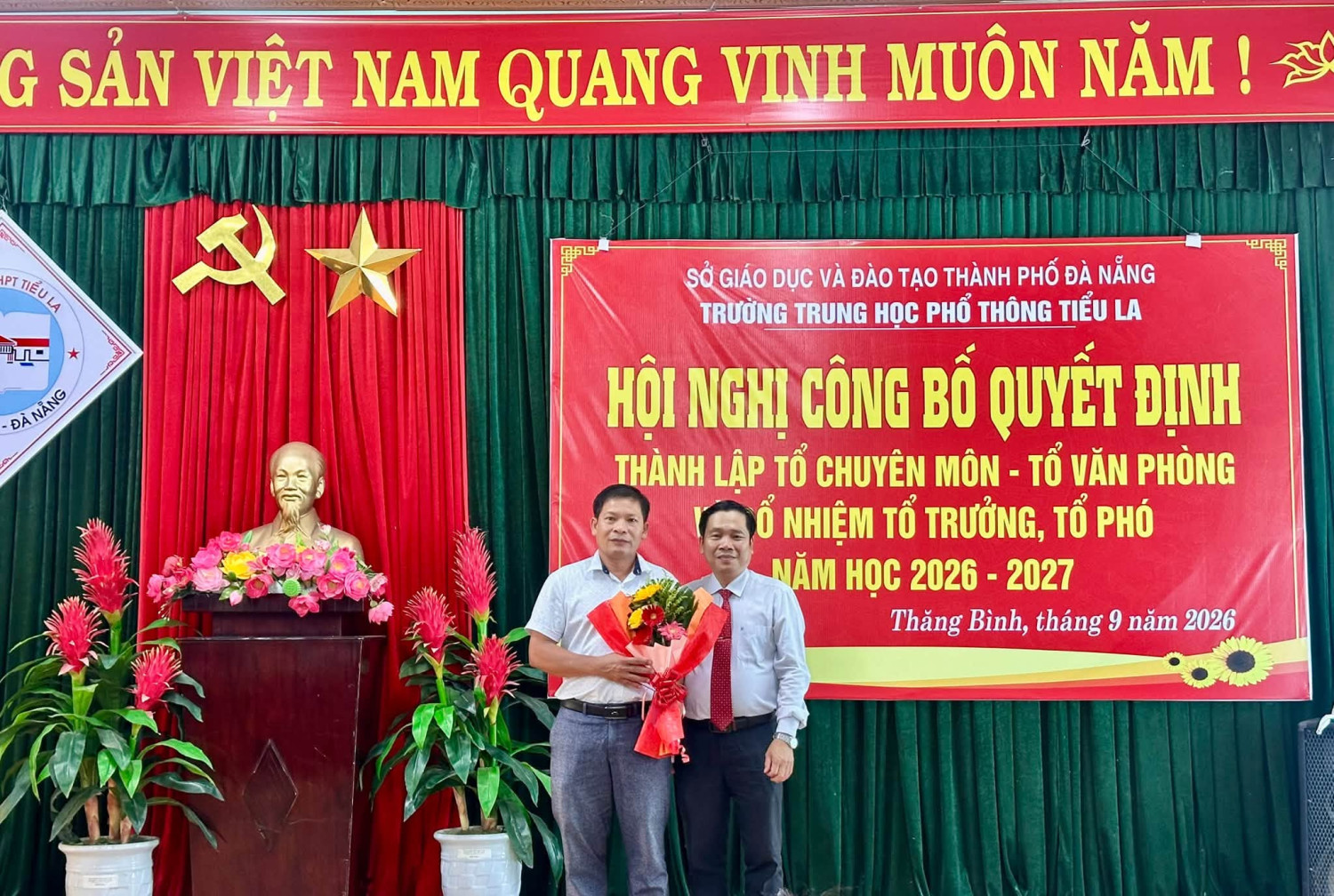 CÔNG BỐ QUYẾT ĐỊNH THÀNH LẬP TỔ CHUYÊN MÔN, TỔ VĂN PHÒNG VÀ BỔ NHIỆM LÃNH ĐẠO CẤP TỔ NĂM HỌC 2026 – 2027 – ảnh 1