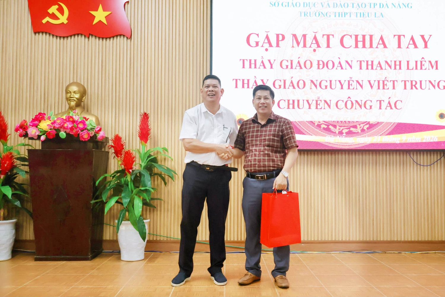 HỘI NGHỊ VIÊN CHỨC, NGƯỜI LAO ĐỘNG NĂM HỌC 2026 – 2027 – HỘI NGỘ TRI ÂN, GẮN KẾT YÊU THƯƠNG – ảnh 16