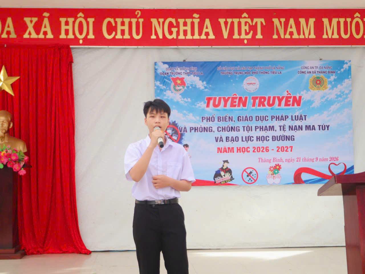 TUYÊN TRUYỀN, PHỔ BIẾN, GIÁO DỤC PHÁP LUẬT – CHUNG TAY XÂY DỰNG MÔI TRƯỜNG HỌC ĐƯỜNG AN TOÀN – ảnh 4