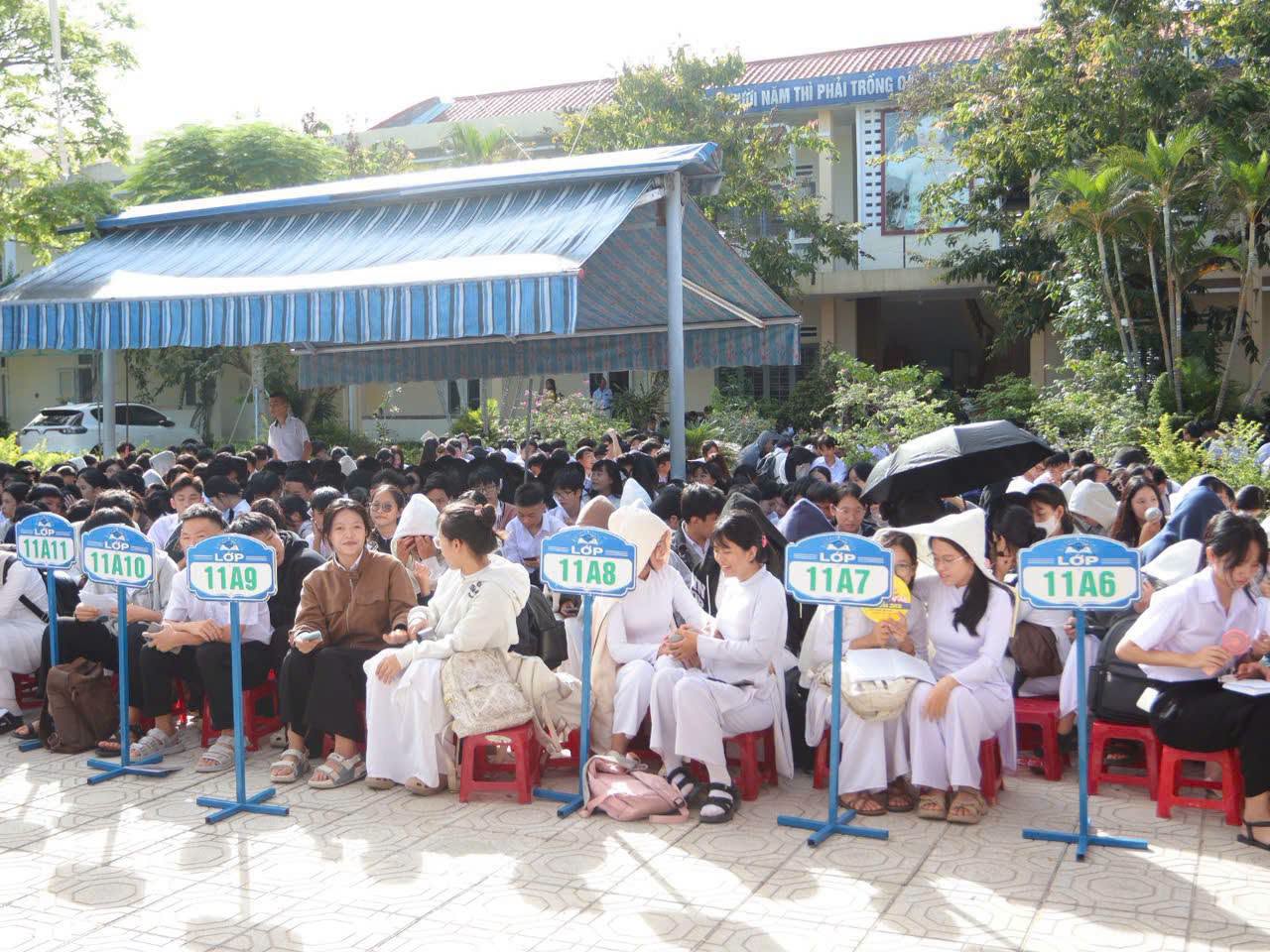 TUYÊN TRUYỀN, PHỔ BIẾN, GIÁO DỤC PHÁP LUẬT – CHUNG TAY XÂY DỰNG MÔI TRƯỜNG HỌC ĐƯỜNG AN TOÀN – ảnh 7