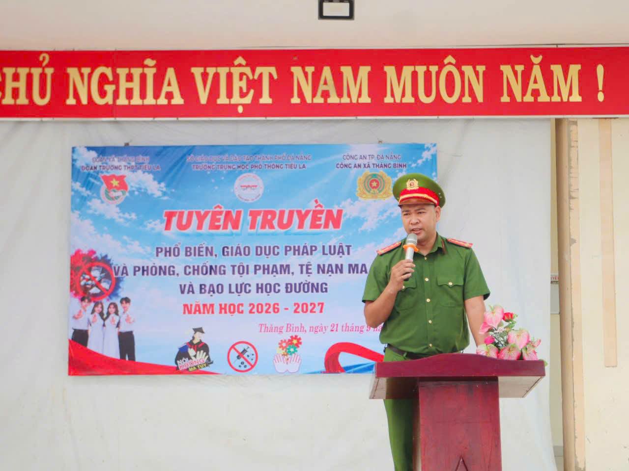 TUYÊN TRUYỀN, PHỔ BIẾN, GIÁO DỤC PHÁP LUẬT – CHUNG TAY XÂY DỰNG MÔI TRƯỜNG HỌC ĐƯỜNG AN TOÀN – ảnh 3