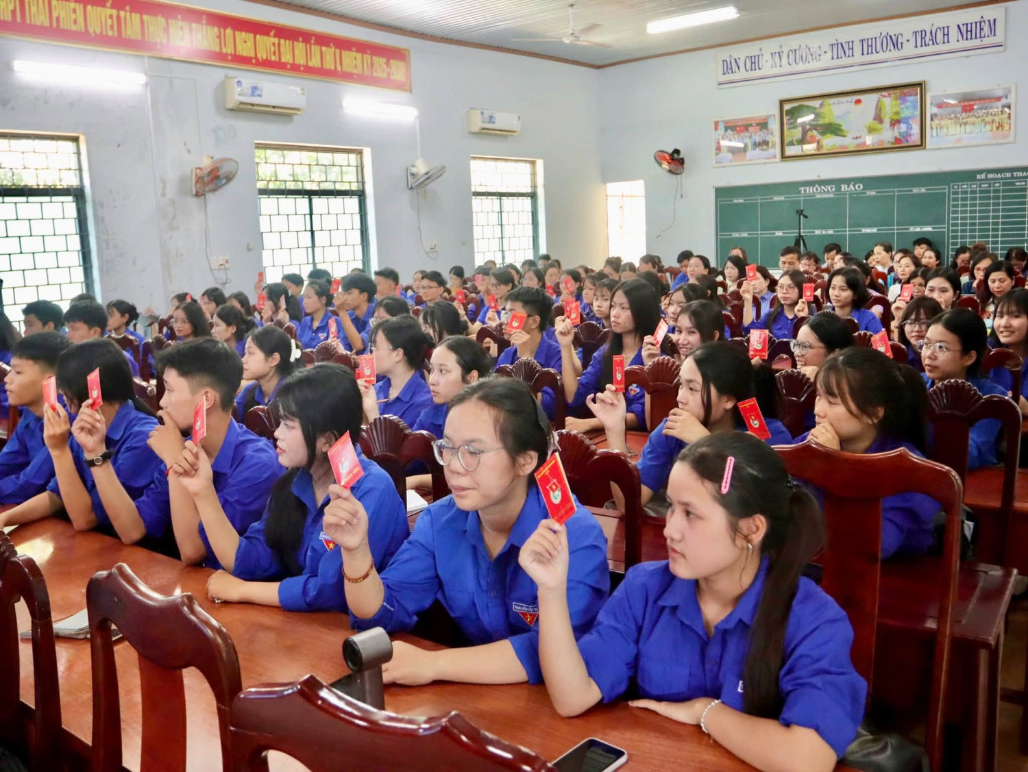 ĐẠI HỘI ĐẠI BIỂU ĐOÀN TNCS HỒ CHÍ MINH TRƯỜNG THPT TIỂU LA NHIỆM KỲ 2026 – 2027 THÀNH CÔNG TỐT ĐẸP – ảnh 12