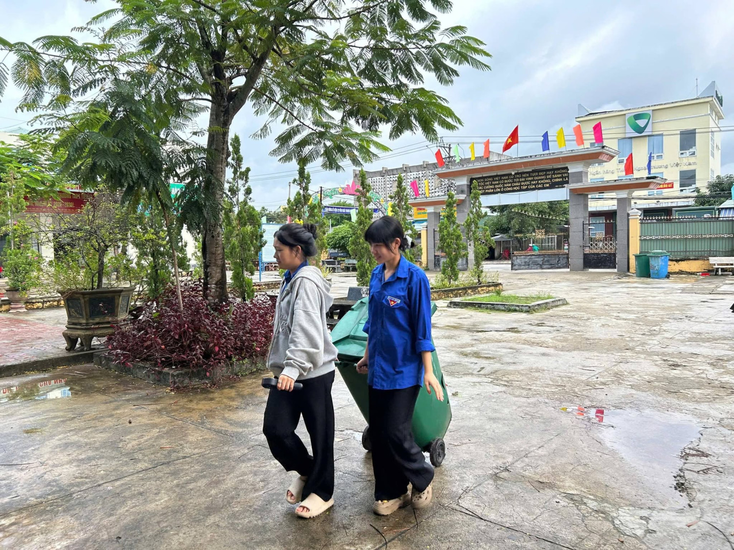 TUỔI TRẺ TIỂU LA – PHÁT HUY TINH THẦN XUNG KÍCH, TRÁCH NHIỆM VÀ CỐNG HIẾN – ảnh 8