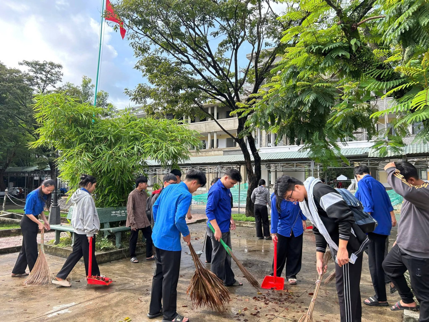 TUỔI TRẺ TIỂU LA – PHÁT HUY TINH THẦN XUNG KÍCH, TRÁCH NHIỆM VÀ CỐNG HIẾN – ảnh 25