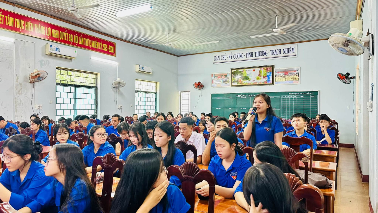 Diễn đàn đối thoại - ảnh 9