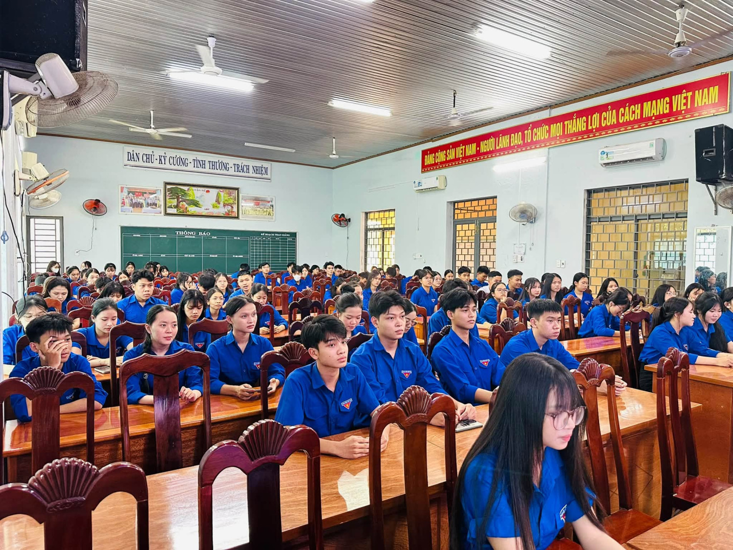Diễn đàn đối thoại - ảnh 14